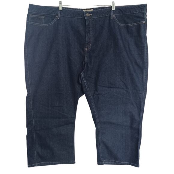 L.L. Bean Favorite Fit Straight Slimming Jeans Women’s Size 26 Blue Denim Capri - Picture 1 of 9